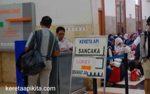 Gambar-Boarding-Di-Stasiun