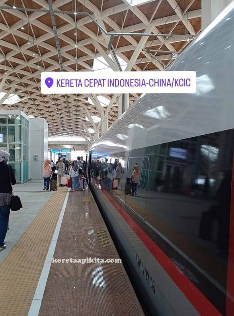 Kereta Cepat Jakarta Bandung