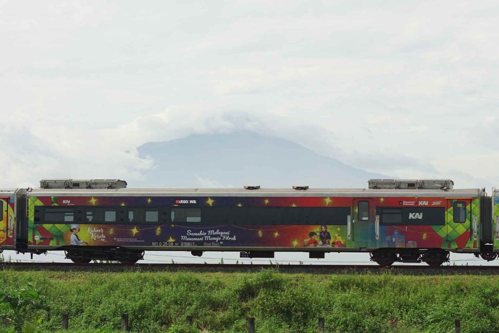 Livery Kereta Makan Tematik Lebaran