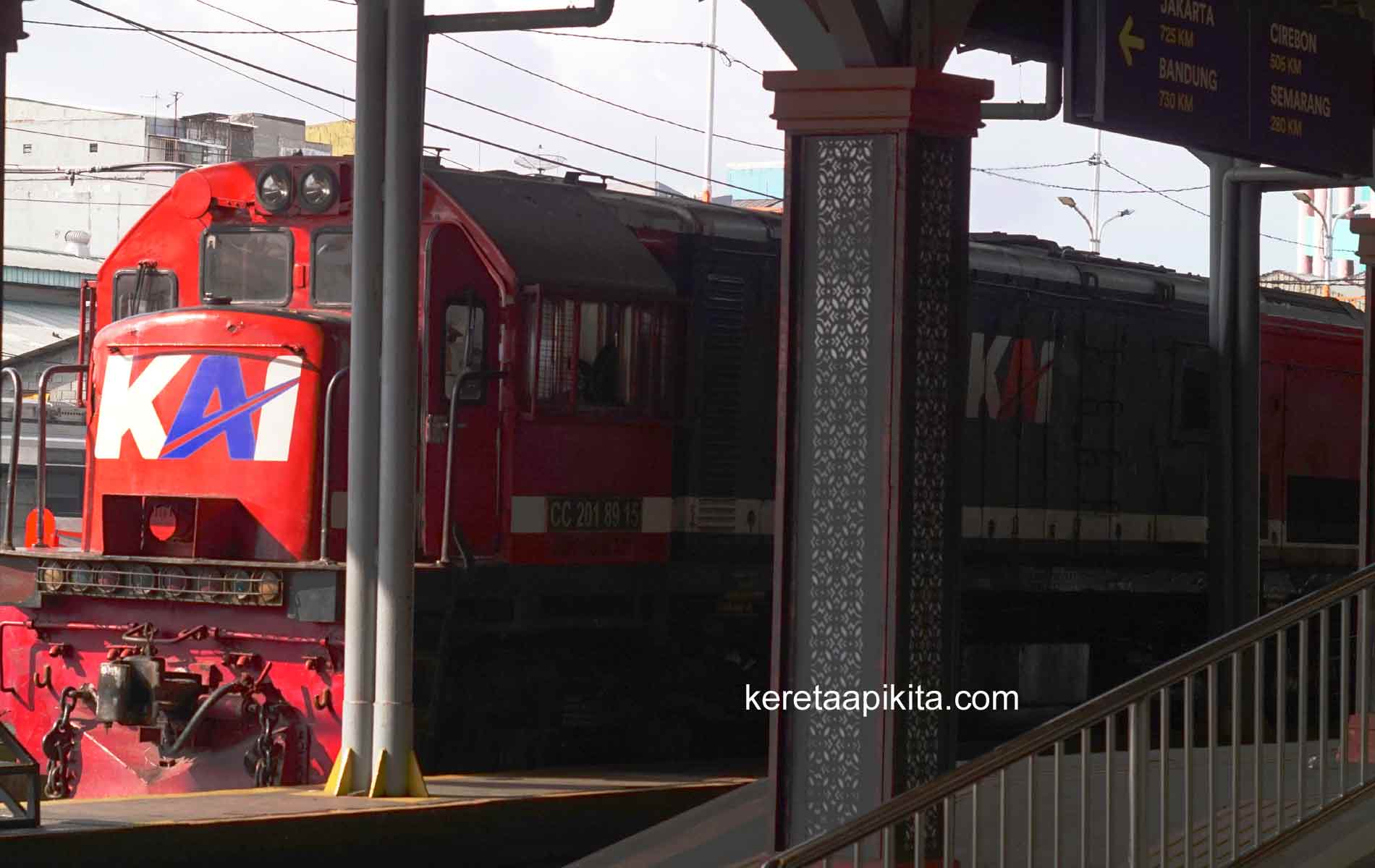 Cc201 Rnb Lokomotif RnB CC201 89 15 SDT Menjalani Perawatan - Kereta Api Kita